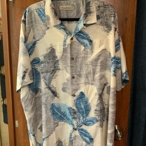 Tommy Bahama pre loved shirt